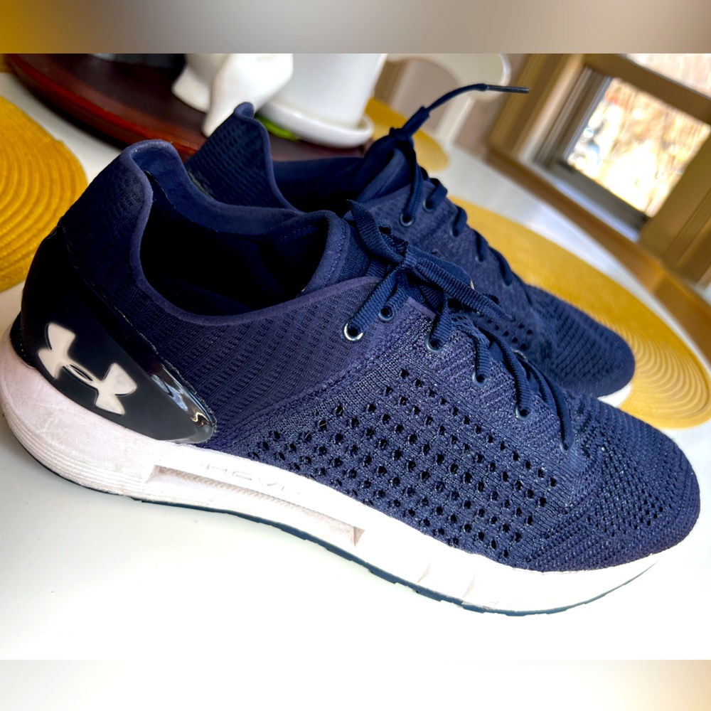 UA Hovr Sonic 1 bluetooth Size 11 Mens